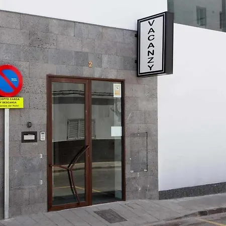 מלון Vacanzy Urban Boutique Adults Only