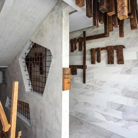 Vacanzy Urban Boutique Adults Only