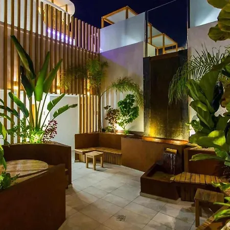 Hotell Vacanzy Urban Boutique Adults Only