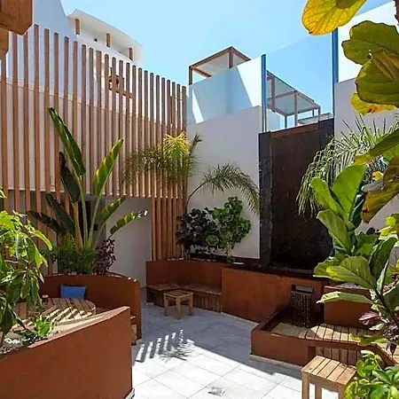 Ξενοδοχείο Vacanzy Urban Boutique Adults Only