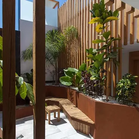 Hotel Vacanzy Urban Boutique Adults Only 2*